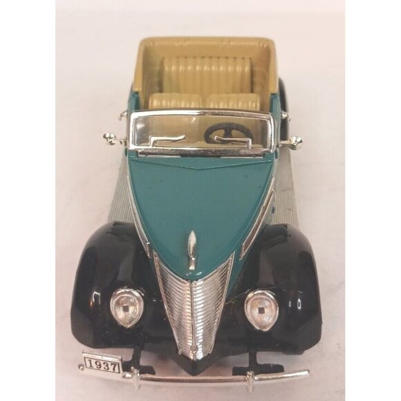 1937 Ford Convertable Sedan Arko Diecast Car 1:32 Scale Hood Doors Trunck Open - Picture 2 of 7